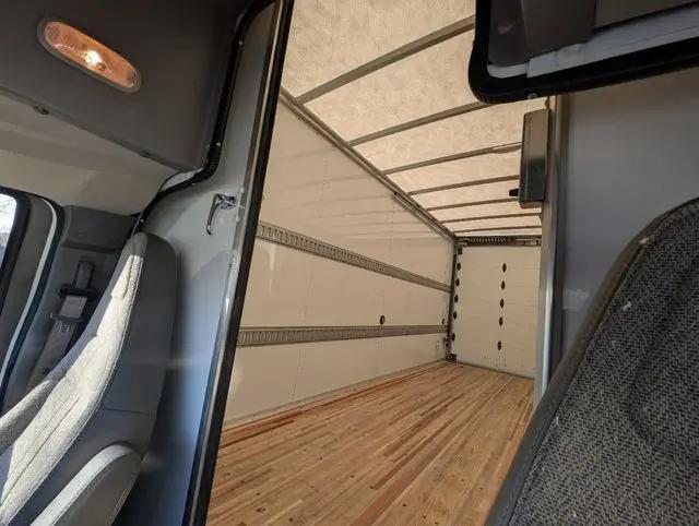 2024 Chevrolet Express Cutaway 4500 Van
