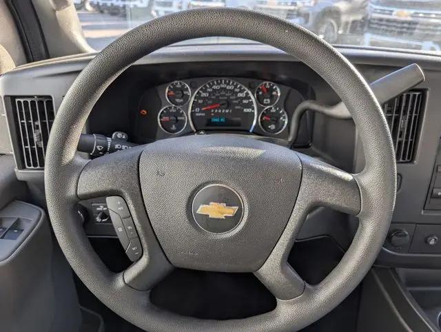 2024 Chevrolet Express Cutaway 4500 Van