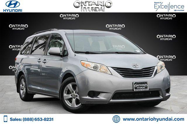 2012 Toyota Sienna