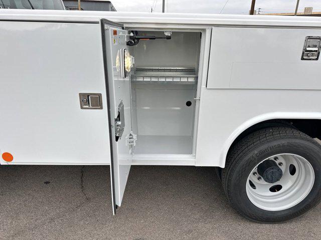 2024 Ford F-550 XL