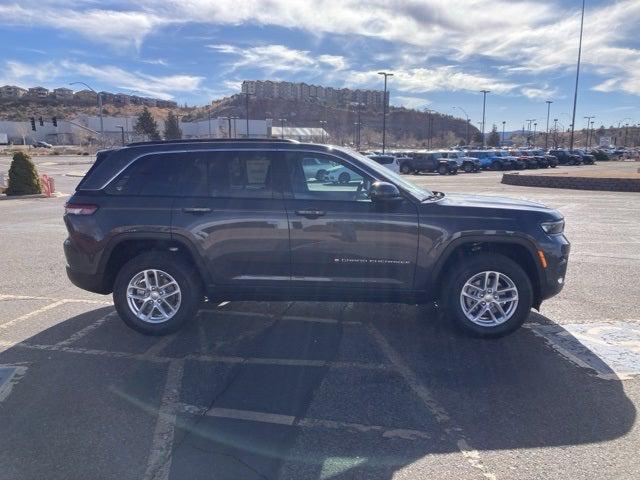 2025 Jeep Grand Cherokee Laredo X 4x4