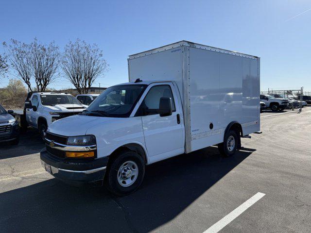 2024 Chevrolet Express Cutaway Work Van