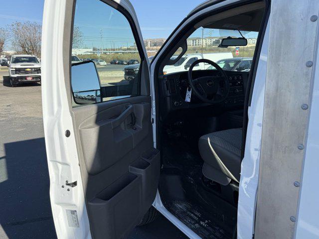 2024 Chevrolet Express Cutaway Work Van