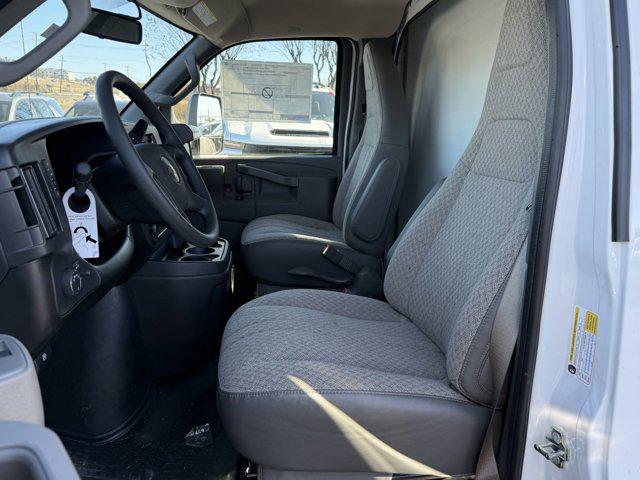 2024 Chevrolet Express Cutaway Work Van