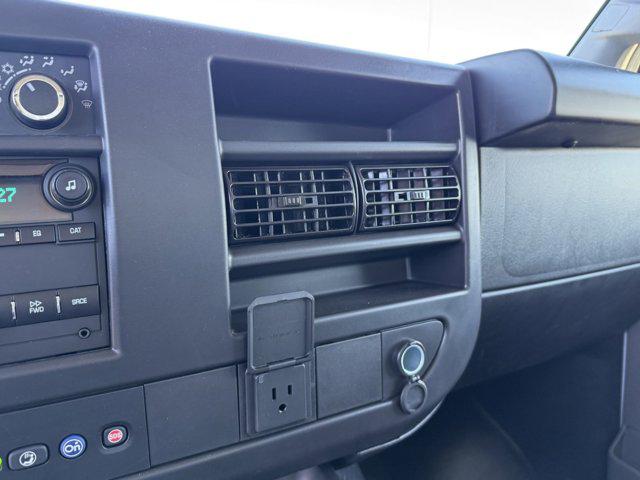 2024 Chevrolet Express Cutaway Work Van