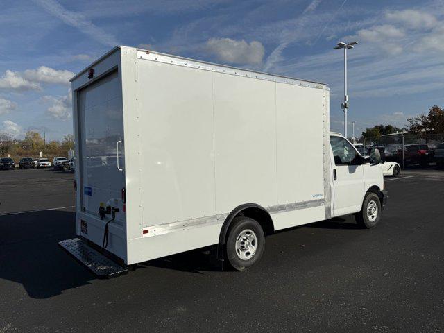 2024 Chevrolet Express Cutaway Work Van