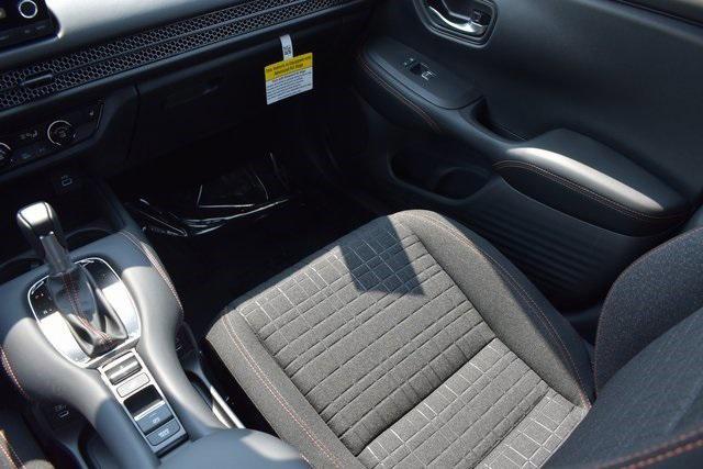 2025 Honda HR-V 2WD Sport