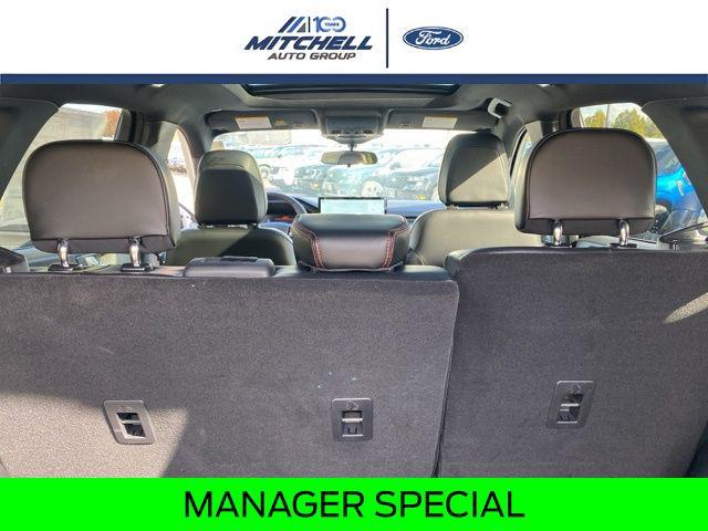 2025 Ford Escape ST-Line Select