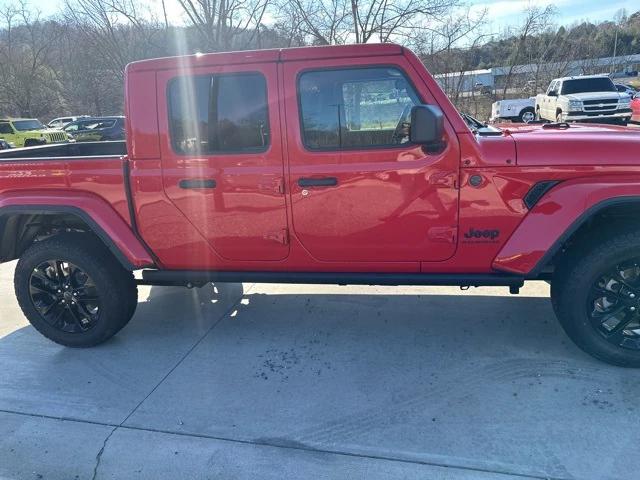 2025 Jeep Gladiator GLADIATOR NIGHTHAWK 4X4