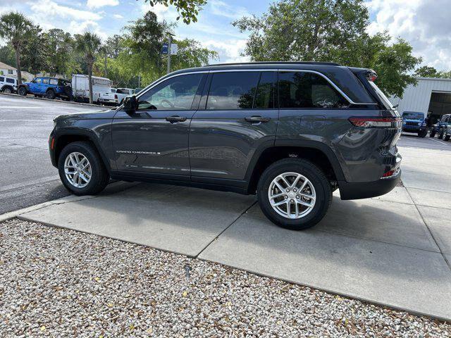 2025 Jeep Grand Cherokee GRAND CHEROKEE LAREDO X 4X2