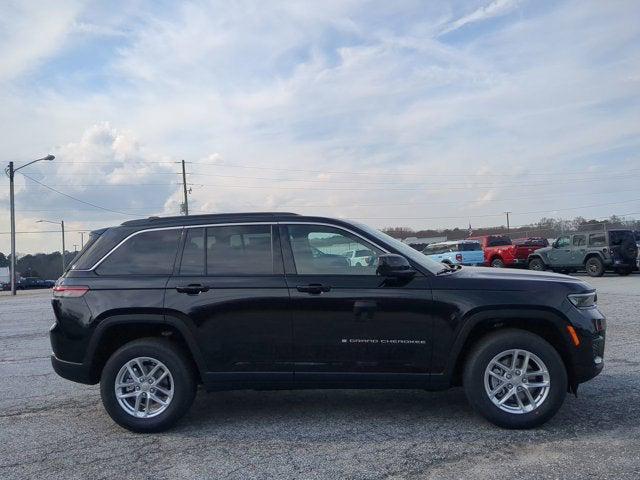 2025 Jeep Grand Cherokee GRAND CHEROKEE LAREDO X 4X2