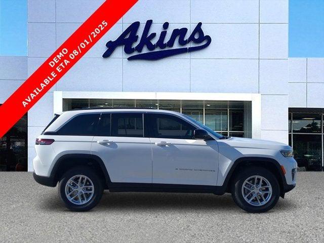 2025 Jeep Grand Cherokee GRAND CHEROKEE L LAREDO X 4X2