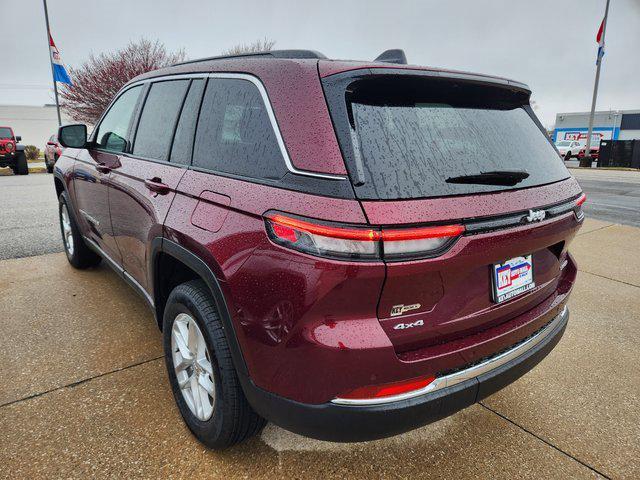 2025 Jeep Grand Cherokee GRAND CHEROKEE LAREDO X 4X4