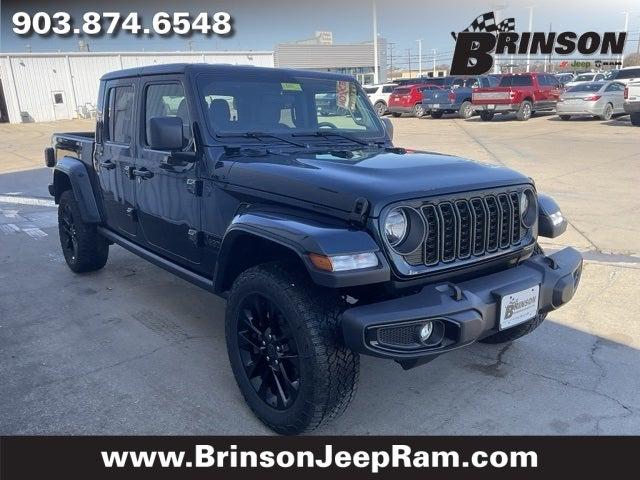 2025 Jeep Gladiator GLADIATOR NIGHTHAWK 4X4