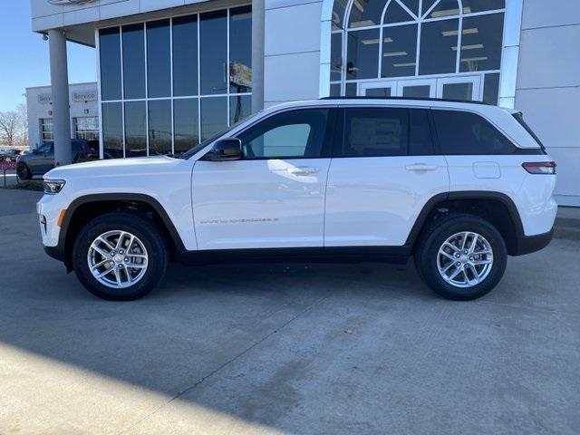 2025 Jeep Grand Cherokee GRAND CHEROKEE LAREDO X 4X4