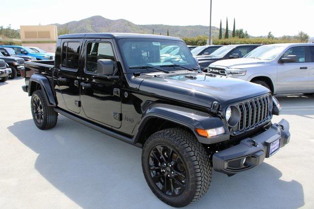 2025 Jeep Gladiator GLADIATOR NIGHTHAWK 4X4