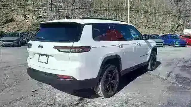 2025 Jeep Grand Cherokee GRAND CHEROKEE L ALTITUDE X 4X4