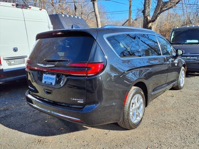 2021 Chrysler Pacifica Limited AWD