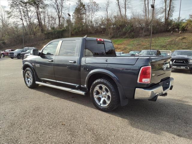 2017 RAM 1500 Laramie Crew Cab 4x4 57 Box