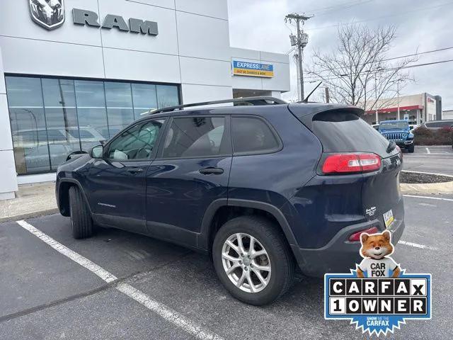 2016 Jeep Cherokee Sport