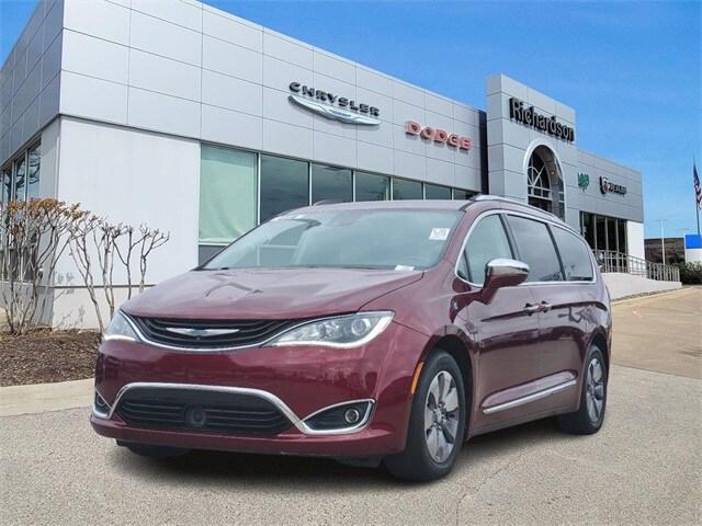 2018 Chrysler Pacifica Hybrid Limited