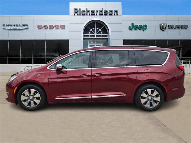 2018 Chrysler Pacifica Hybrid Limited