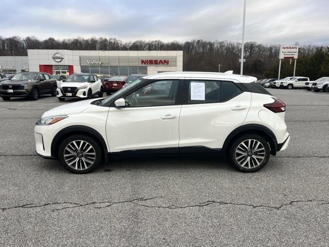 2022 Nissan Kicks SV Xtronic CVT