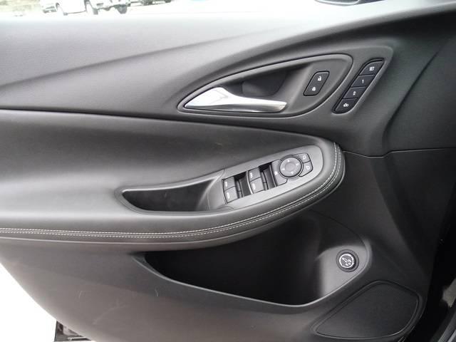 2023 Buick Encore GX Essence FWD
