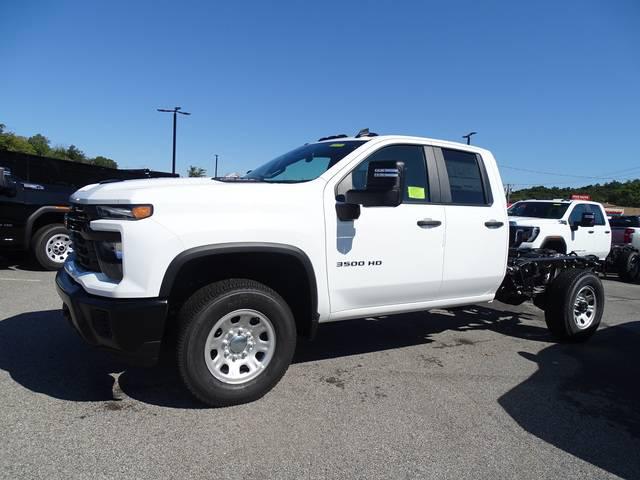 2024 Chevrolet Silverado 3500HD 4WD Double Cab Long Bed Work Truck