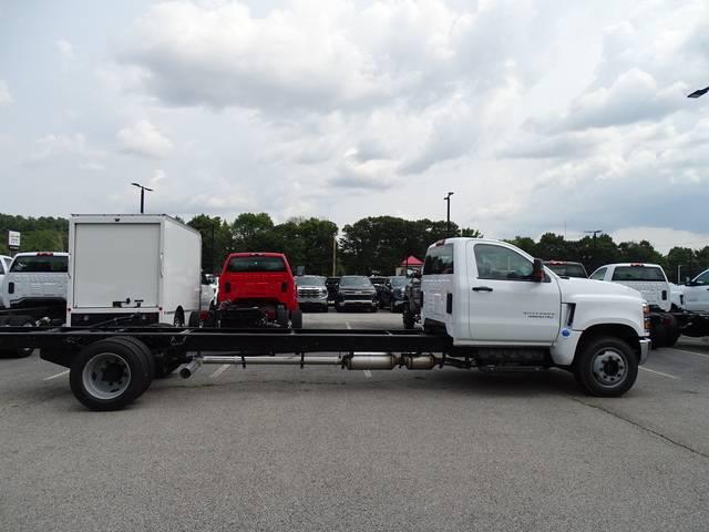 2024 Chevrolet Silverado 6500HD 1WT