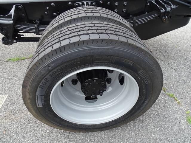 2024 Chevrolet Silverado 6500HD 1WT