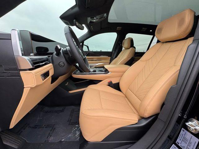 2025 Cadillac Escalade Sport 2