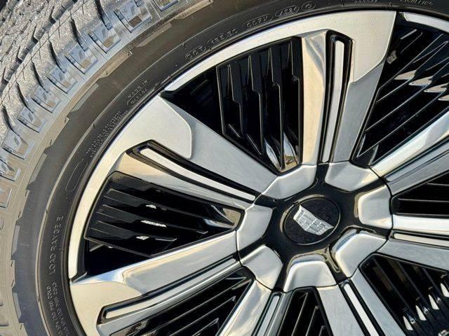 2025 Cadillac Escalade Luxury 2 AWD