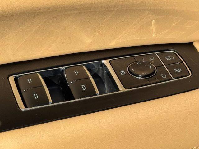 2025 Cadillac Escalade Luxury 2 AWD
