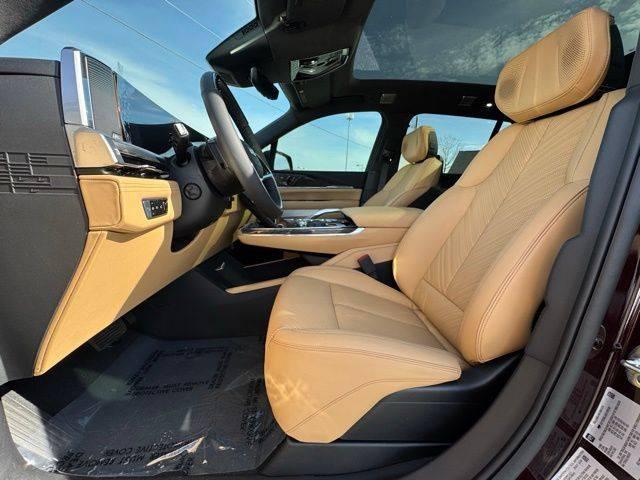 2025 Cadillac Escalade Luxury 2 AWD