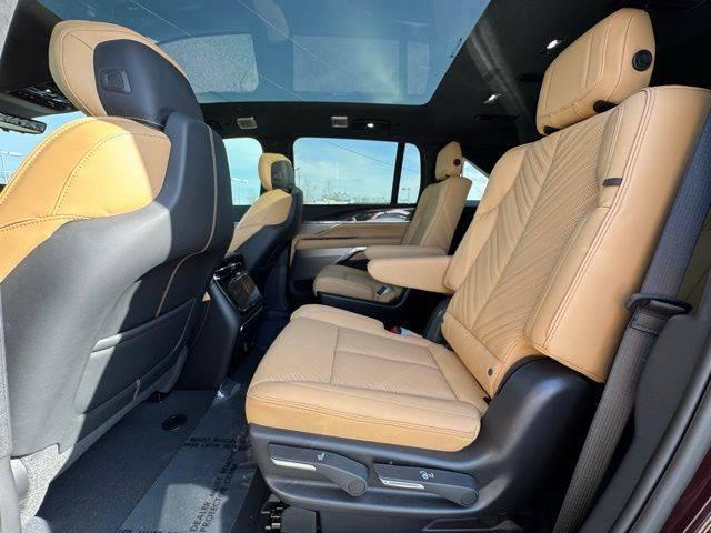 2025 Cadillac Escalade Luxury 2 AWD