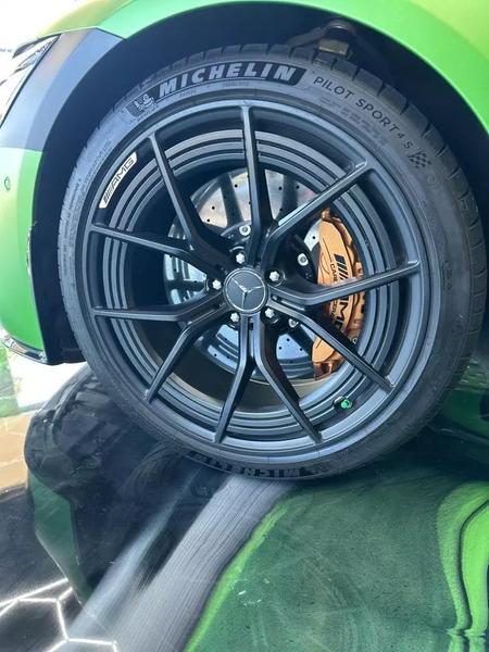 2023 Mercedes-Benz AMG GT 63 S