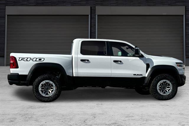 2025 RAM Ram 1500 RAM 1500 RHO CREW CAB 4X4 57 BOX