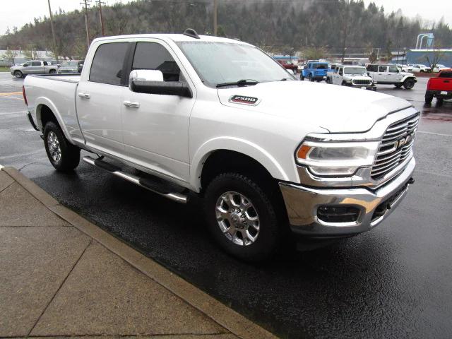 2020 RAM 2500 Laramie Crew Cab 4X4 64 Box