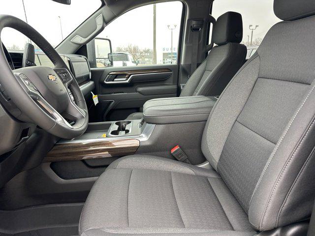 2025 Chevrolet Silverado 3500HD LT