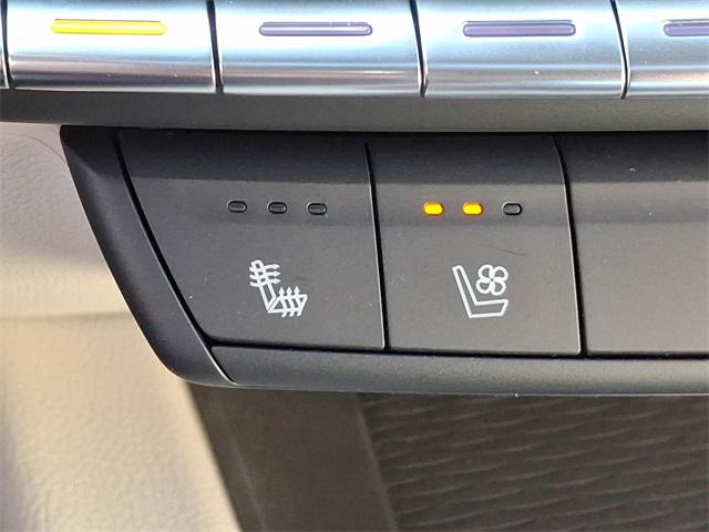 2025 Cadillac CT4 Premium Luxury RWD