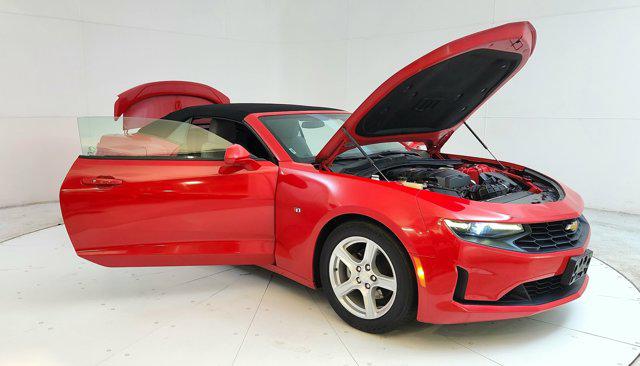 2020 Chevrolet Camaro RWD Convertible 1LT