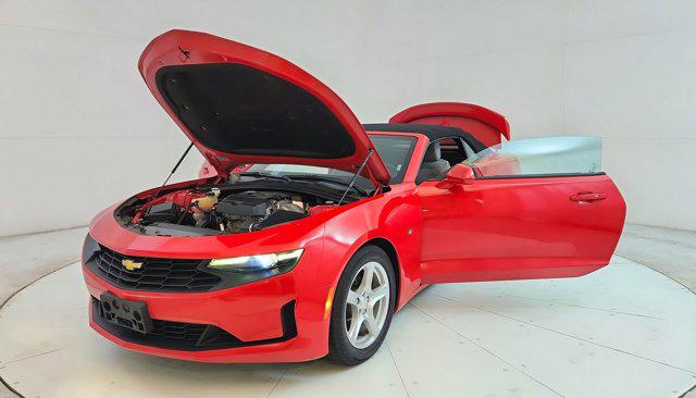 2020 Chevrolet Camaro RWD Convertible 1LT