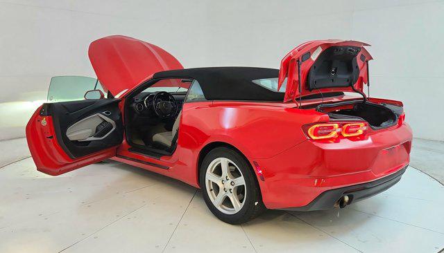 2020 Chevrolet Camaro RWD Convertible 1LT