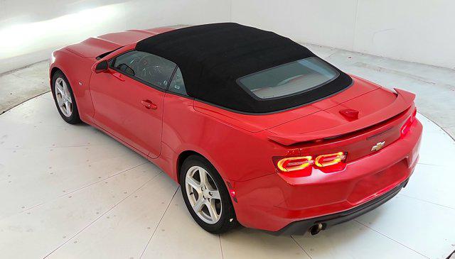 2020 Chevrolet Camaro RWD Convertible 1LT