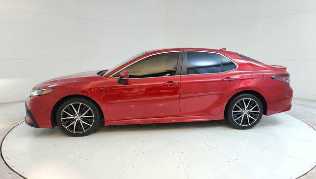 2021 Toyota Camry SE Nightshade Edition