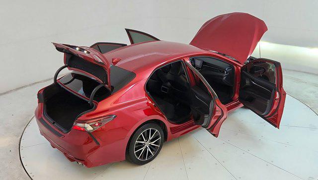 2021 Toyota Camry SE Nightshade Edition