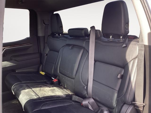 2022 GMC Sierra 1500 4WD Crew Cab Short Box Elevation with 3SB