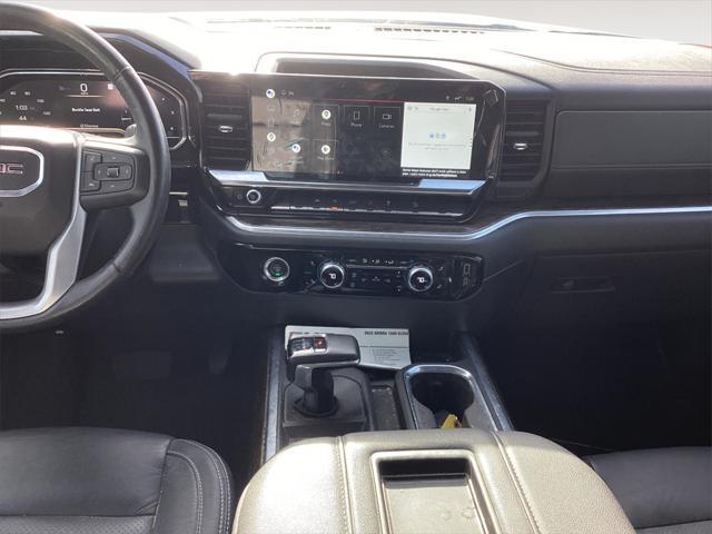 2022 GMC Sierra 1500 4WD Crew Cab Short Box Elevation with 3SB