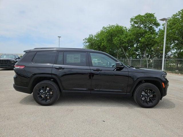 2025 Jeep Grand Cherokee GRAND CHEROKEE L ALTITUDE X 4X2